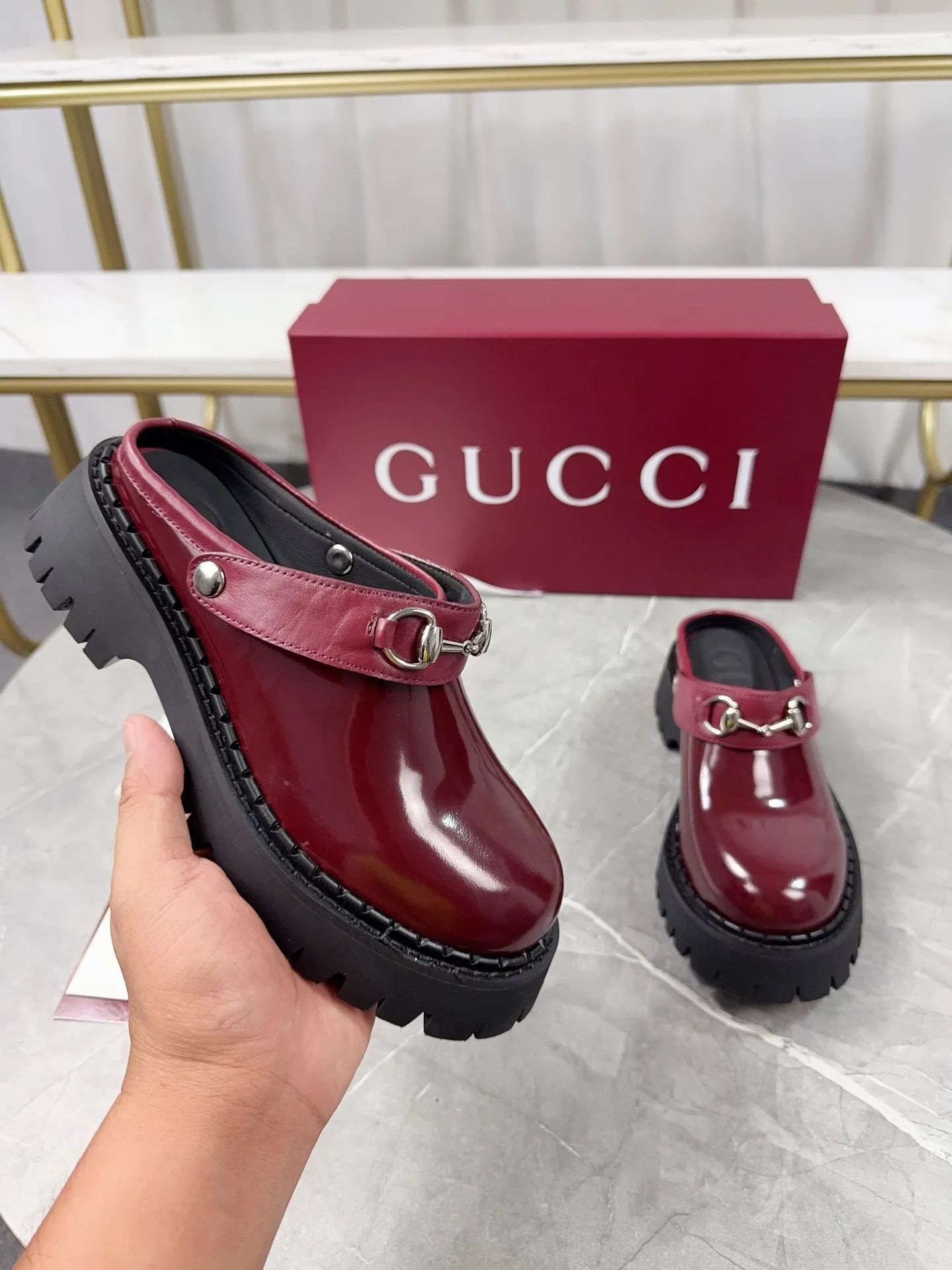 p500🐮🐮Gucci2024 new model, double GG groove thick-soled Loaf platform shoes. The original version is made 1:1. Super beautiful quality, classic model at the counter. ❶Upper: original frosted cowhide ❷Inner lining: water-dyed cowhide ❸Feet: water-dyed cowhide ❹Outsole: ultra-light original sole ❺thick sole heightening: 3.5cn ❻Packing: original packaging ❼Number: Women's 35-42 (41 42 customized, non-returnable) Men's model: 38-46 (45, 46 customized, non-returnable)